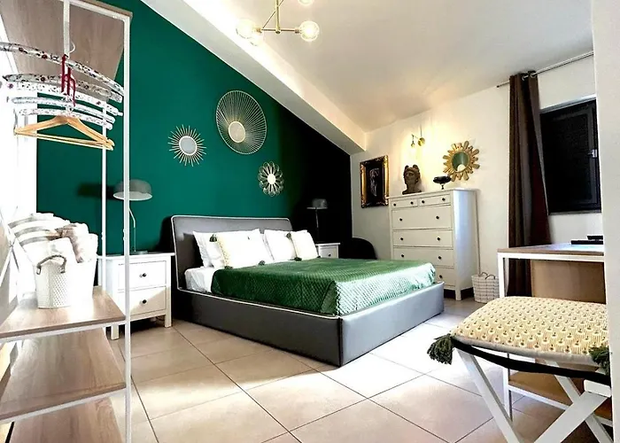 Rooftop53 Bed & Breakfast